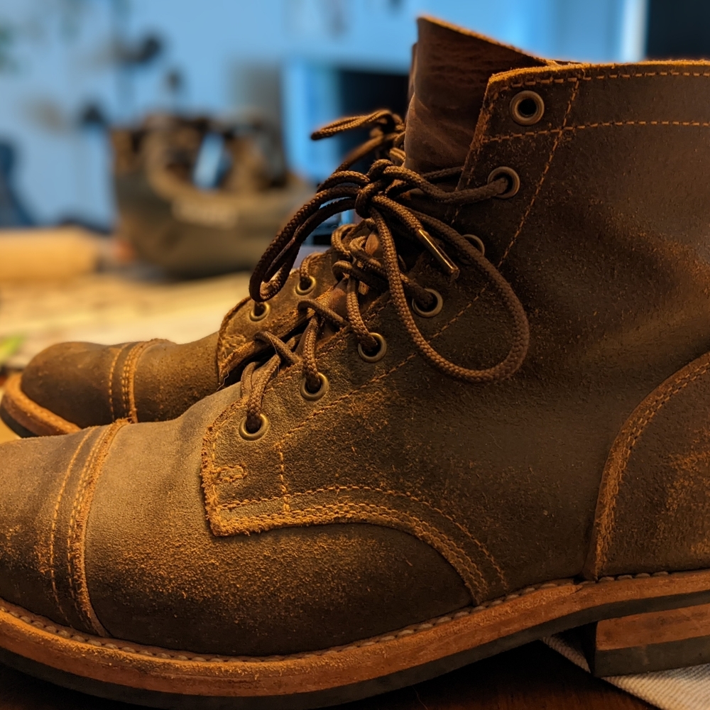 Truman Boot Company handmade 9.5 men's leather boots.
